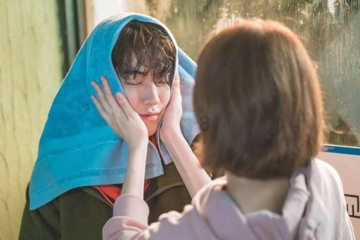 救援聪明男孩